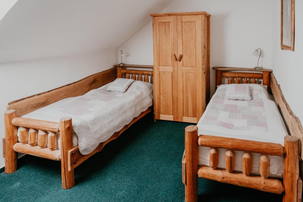 Osada Havranu Hotel Hnanice  Buitenkant foto