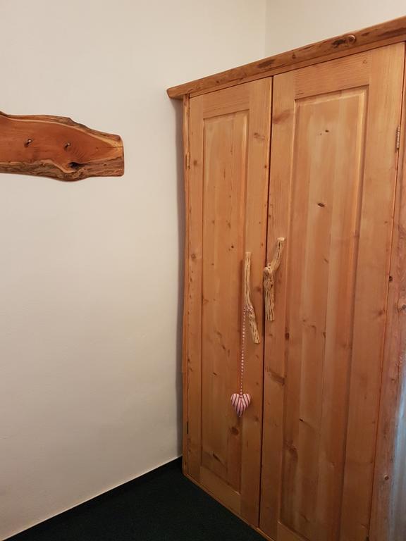 Osada Havranu Hotel Hnanice  Buitenkant foto