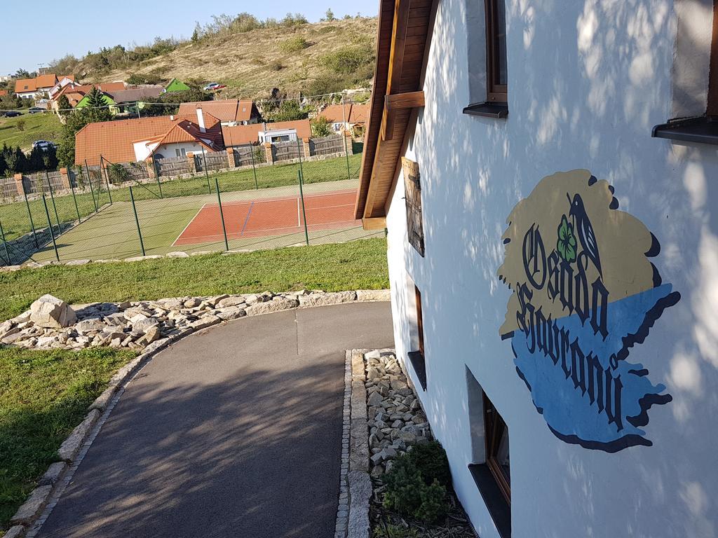 Osada Havranu Hotel Hnanice  Buitenkant foto